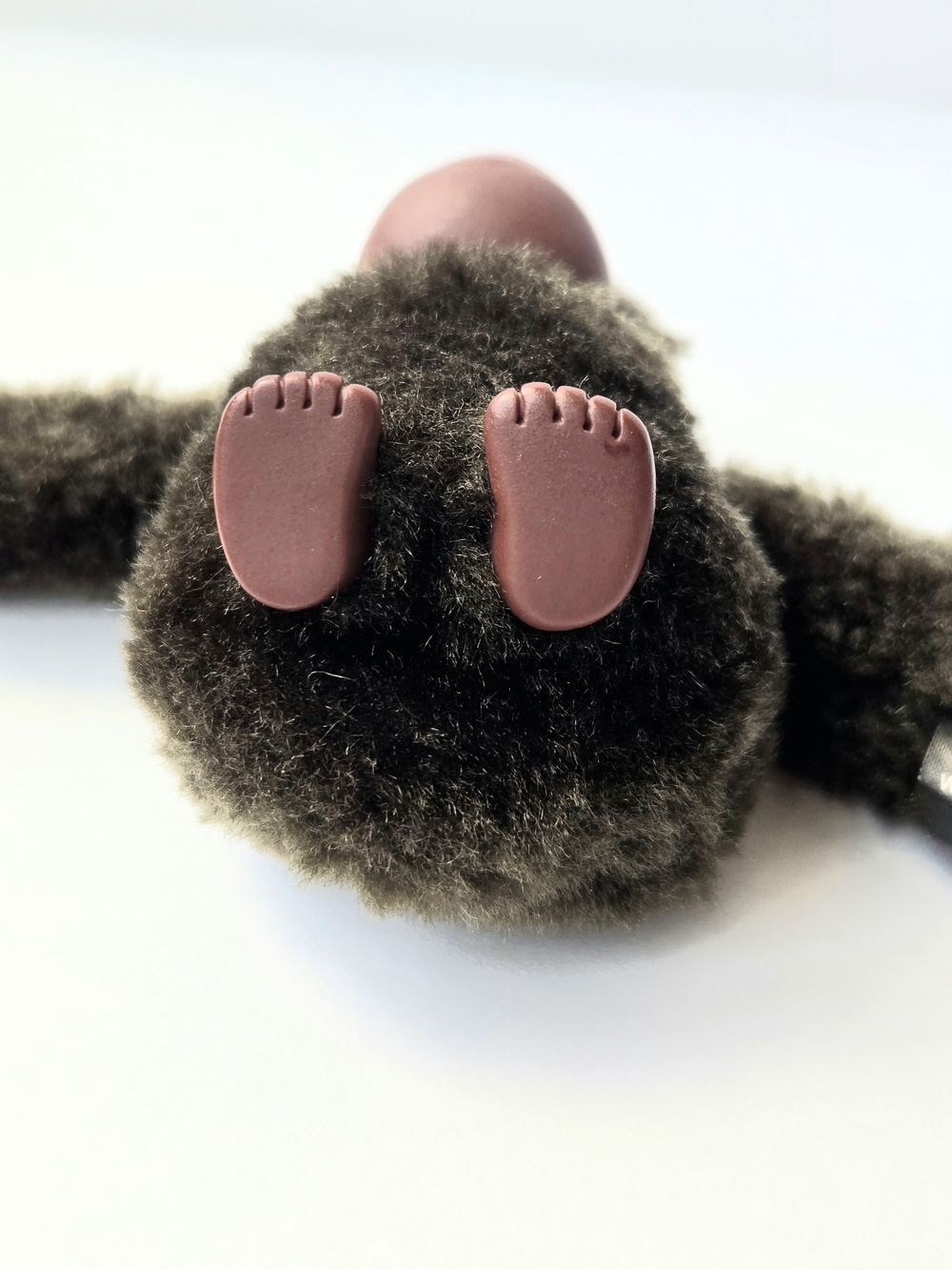 Kipling HUGO Fuzzy Monkey Gorilla Keychain Olive Army Green Plush Bag Charm - Picture 5 of 7
